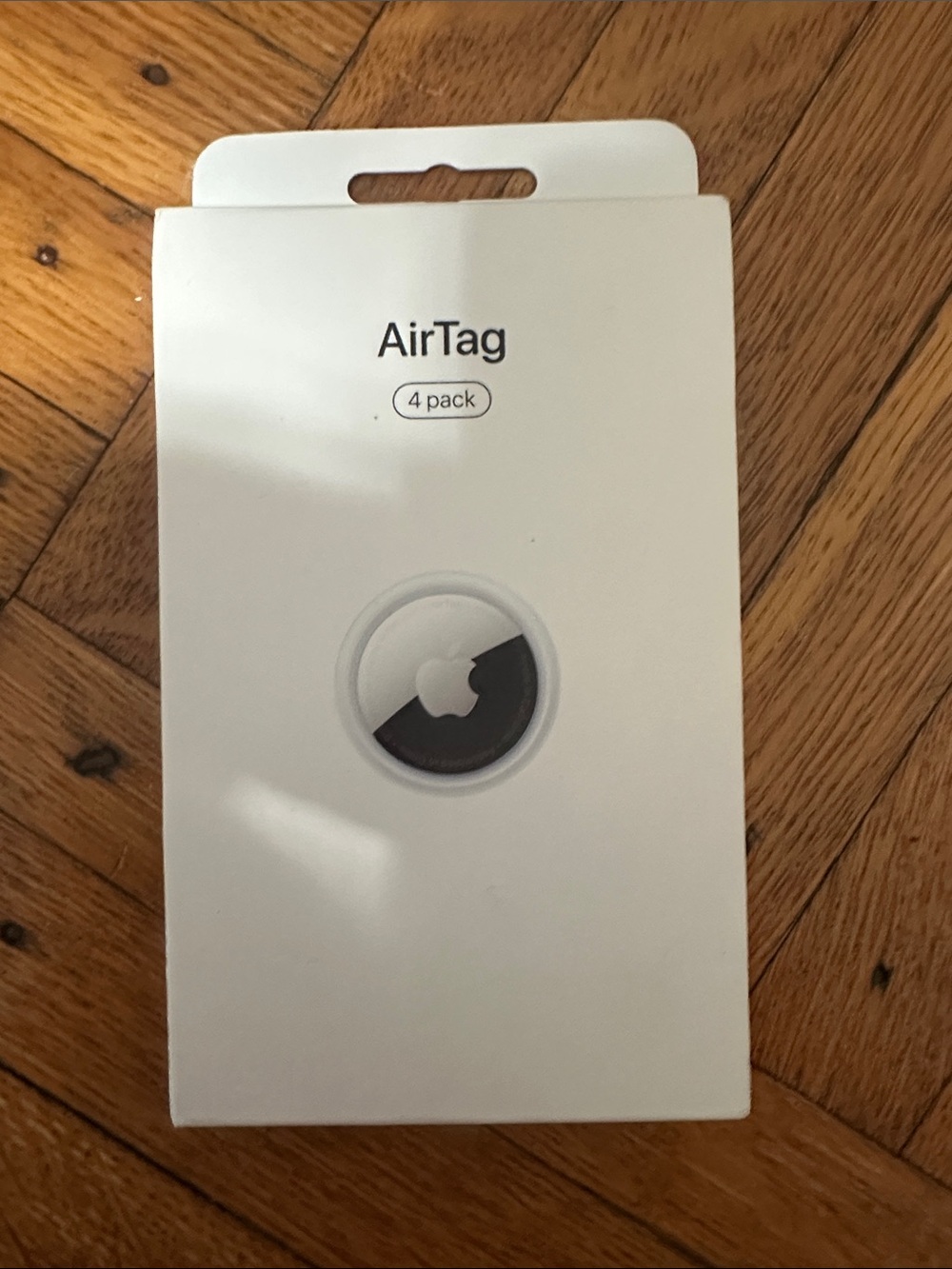 Apple AirTag 4-Pack — White with Silver Accents